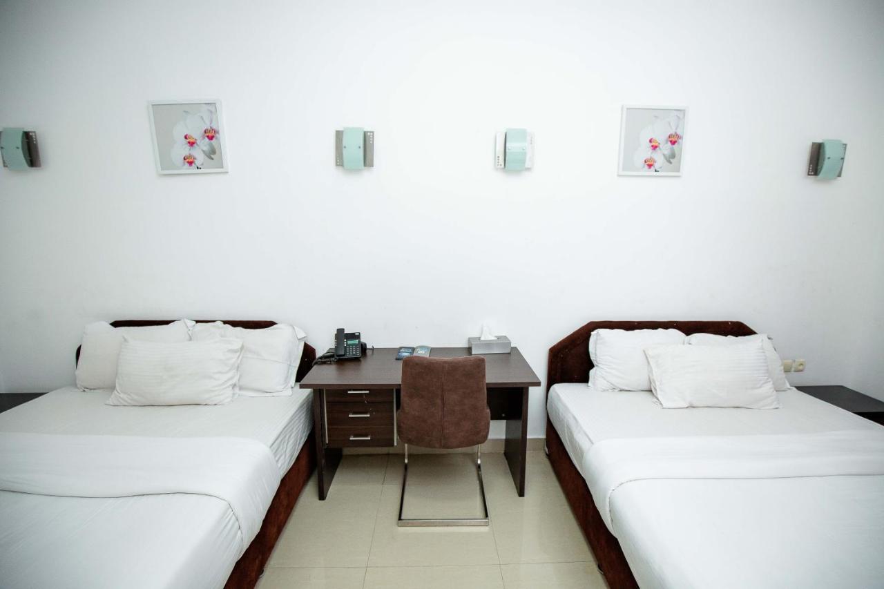 Hotel Everest RD CONGO Kinshasa Exterior foto