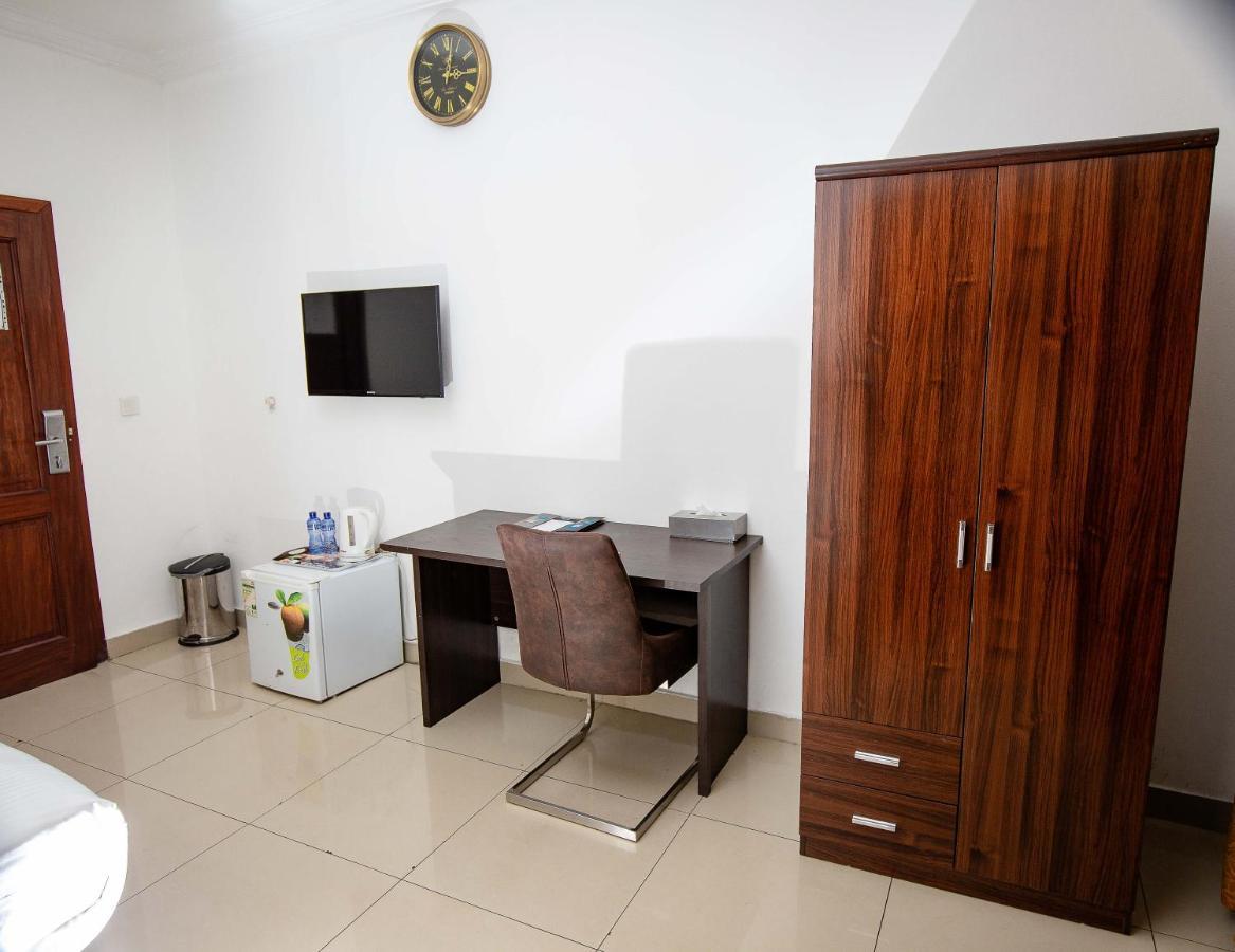 Hotel Everest RD CONGO Kinshasa Exterior foto