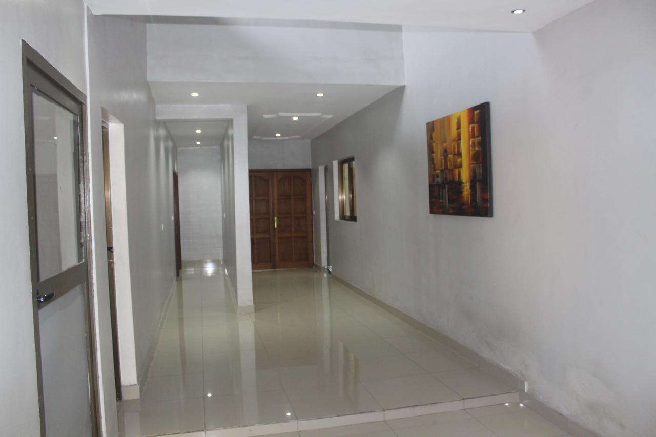 Hotel Everest RD CONGO Kinshasa Exterior foto